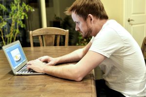 adult, computer, laptop-3182384.jpg